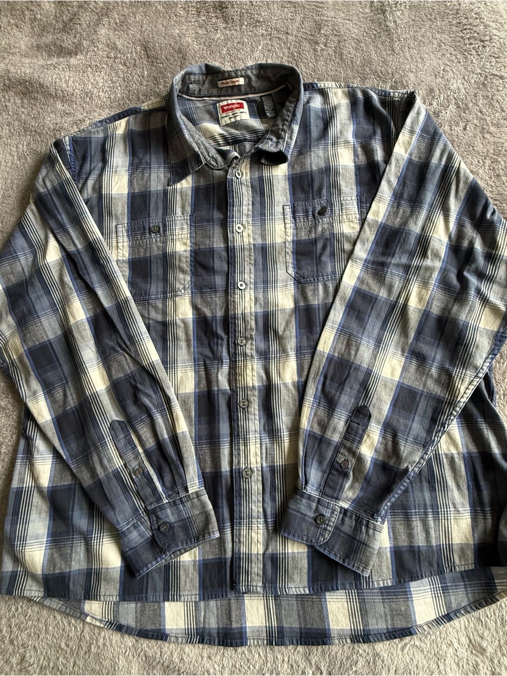 Wrangler Blue and Cream Plaid Long-Sleeve Button-Down Shirt, 3XL
